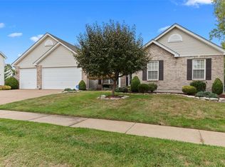 238 Strathmoor Way, Dardenne Prairie, MO 63368