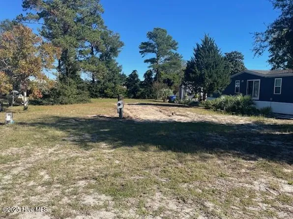 718 Glenn Avenue, Carolina Beach, NC 28428