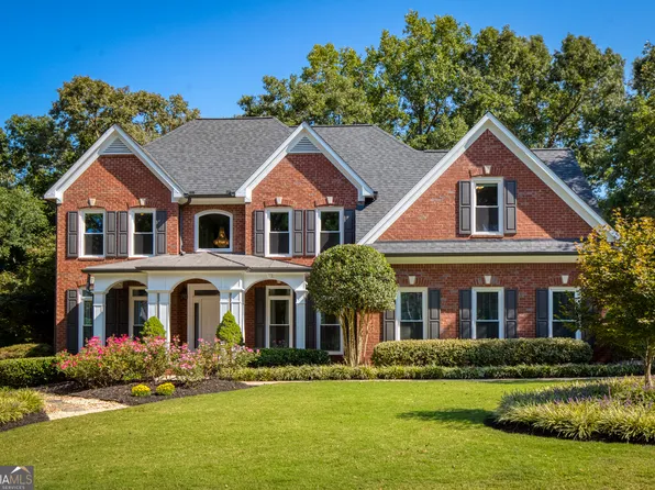 767 Vinings Estates Dr SE, Mableton, GA 30126