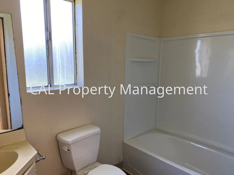213 Ellis St — Photo 6
