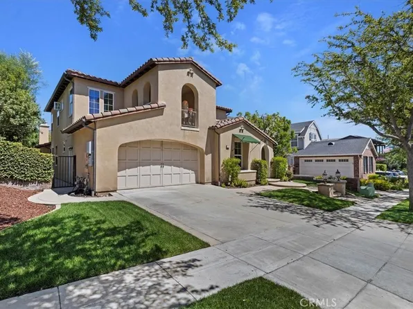 14 Vineyard Dr, Mission Viejo, CA 92694
