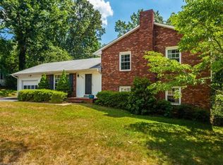 149 Castlerock Dr, Asheville, NC 28806