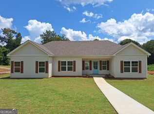 1390 Ben Brown Rd, Valley, AL 36854