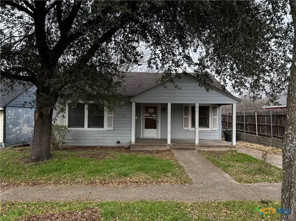 1010 S 17th St, Temple, TX 76504