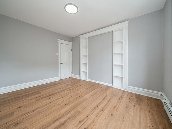2nd image of 106 Baldwin Ave APT 3