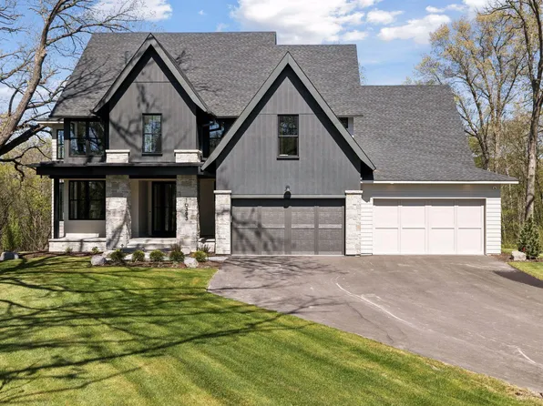 10393 Pheasant Ridge Rd, Chaska, MN 55318
