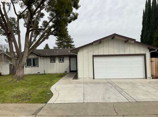 4061 Phoenix St, Concord, CA 94521