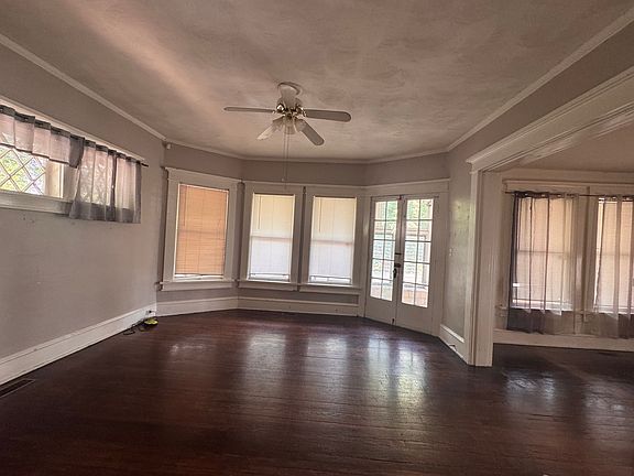 4th image of 331 52nd St