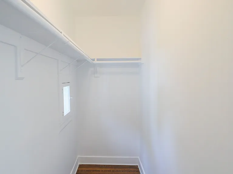 2811 Menlo Ave — Photo 8