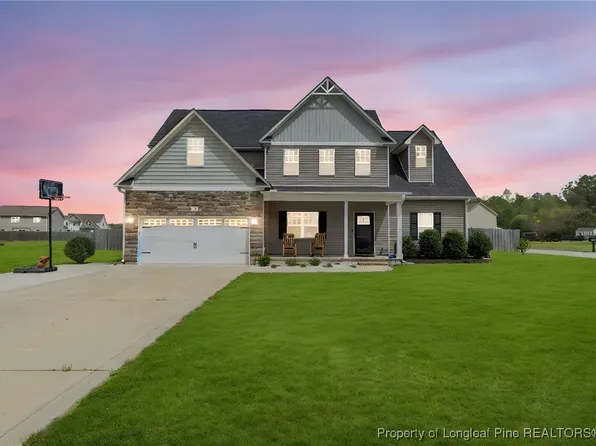 18 Harvest Ct, Linden, NC 28356