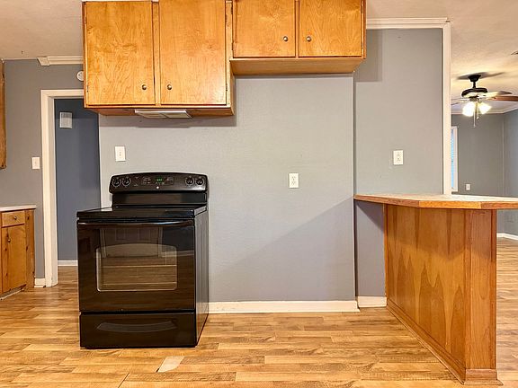2nd image of 3310 W Louisiana Ave