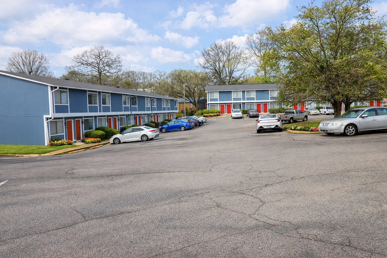 The Grove at Magic City Townhomes — Photo 2