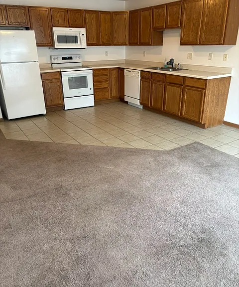503 Park St — Photo 2