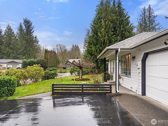 3rd image of 14512 245th Drive SE