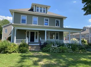 500 West St APT 1, Amherst, MA 01002