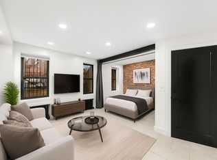 509 Van Buren St #1A, Brooklyn, NY 11221