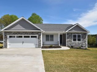 377 Granny Doris Blvd, Inman, SC 29349