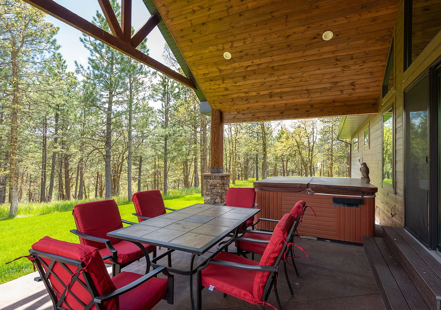 5 Bedroom Fully Furnished near Deadwood — Photo 4