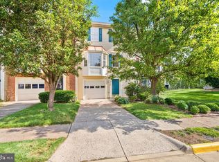 43268 Clearnight Ter, Ashburn, VA 20147