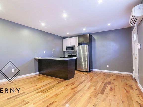 2nd image of 1347 Dekalb Ave #3A