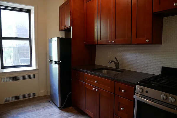 Rented by Voro, LLC | media 9