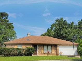 2418 Sharon Lake Dr, Jacksonville, FL 32210