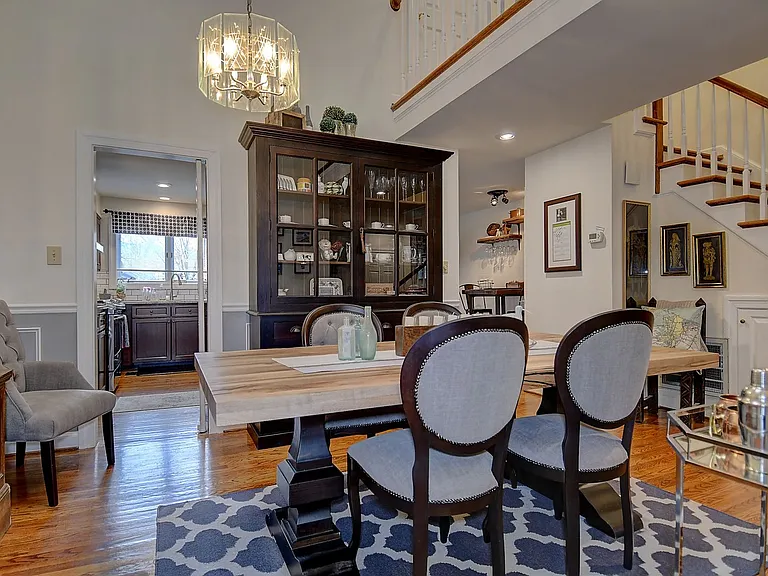 1301 Llewellyn Ave — Photo 7