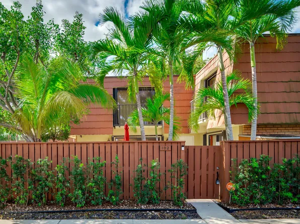 102 Buttonwood Lane #102, Boynton Beach, FL 33436