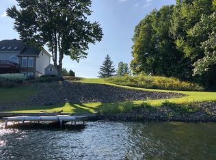 1058 Lode Star Dr, Roaming Shores, OH 44085
