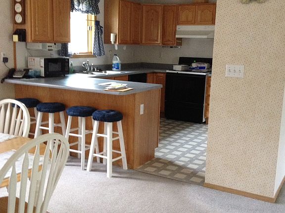 3rd image of 420 B St