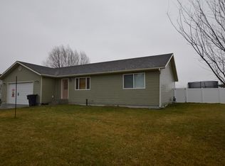 450 Snowflake St, American Falls, ID 83211
