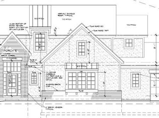 8905 Wenonga Rd, Leawood, KS 66206