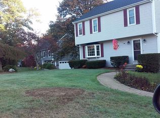 9 Chilmark Rd, Franklin, MA 02038