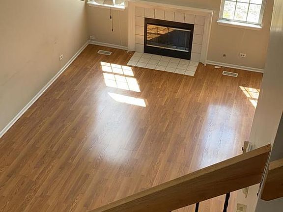 2nd image of 1539 Club Dr