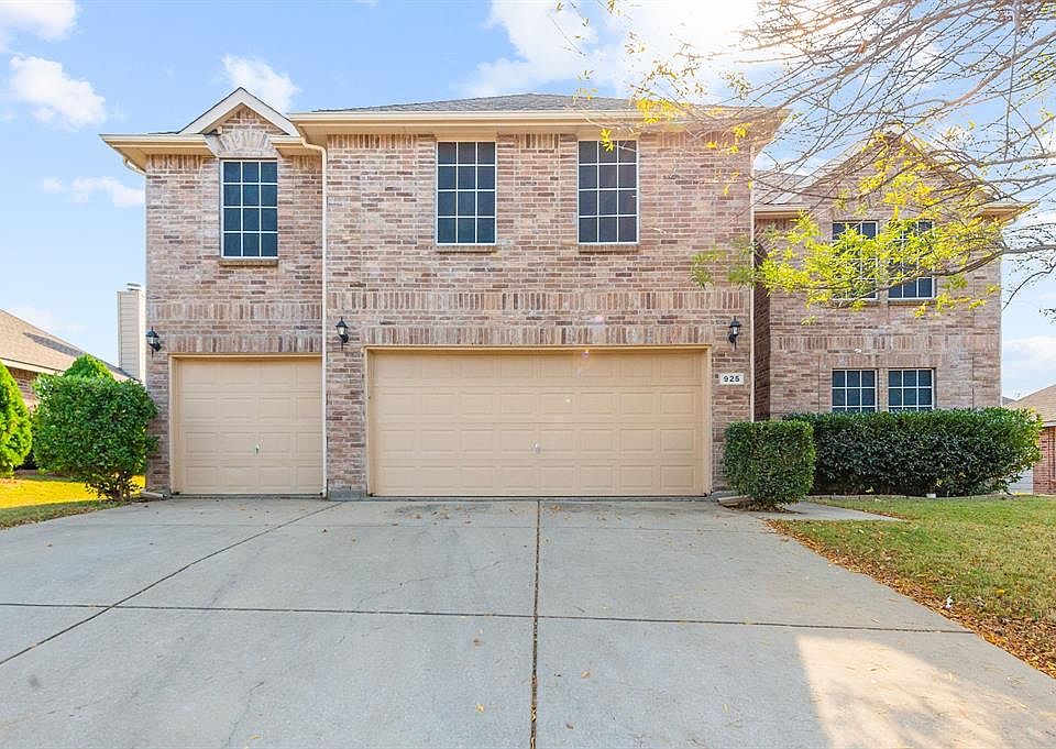 1st image of 925 Silver Sage Dr
