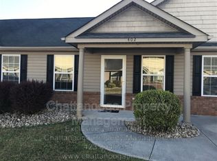 402 Cedar Creek Dr, Rossville, GA 30741