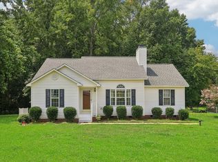 88 Critcher Farm Ln, Benson, NC 27504