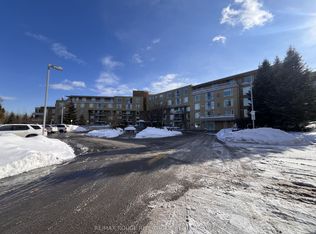 452 Scarborough Golf Club Rd #513, Toronto, ON M1G 1H1
