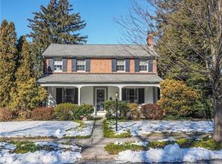 2711 W Fairview St, Allentown, PA 18104