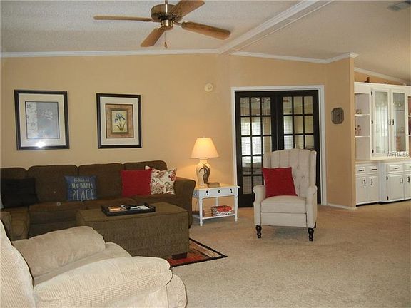 3rd image of 4625 Belle Grv
