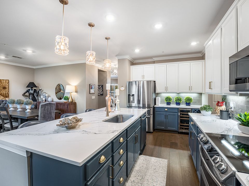 1st image of 115 Cape Private Cir