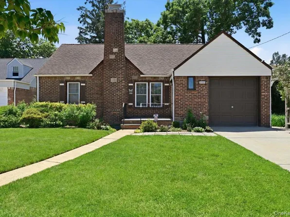 200 Edward Court, West Hempstead, NY 11552