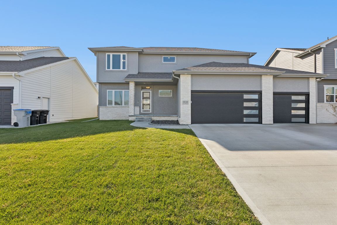 7515 - 8118 S 196th St_001.jpg