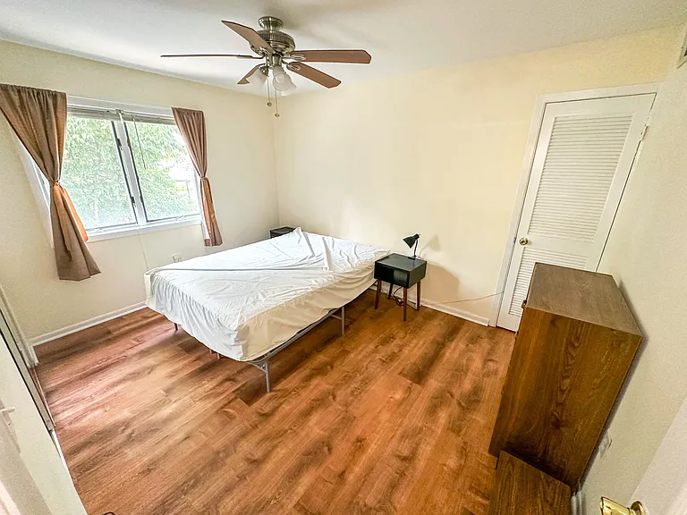 316 6th Ave #1E — Photo 8