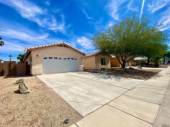 3rd image of 10554 E 35th Pl