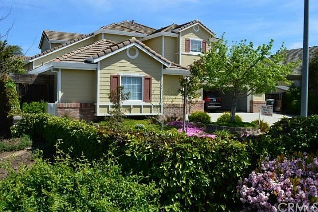 1st image of 17698 Bentley Dr