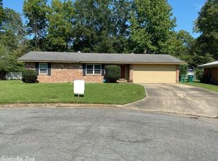 1407 Arrowhead Pl, Pine Bluff, AR 71603