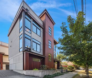417 N 50th Street, Seattle, WA, 98103