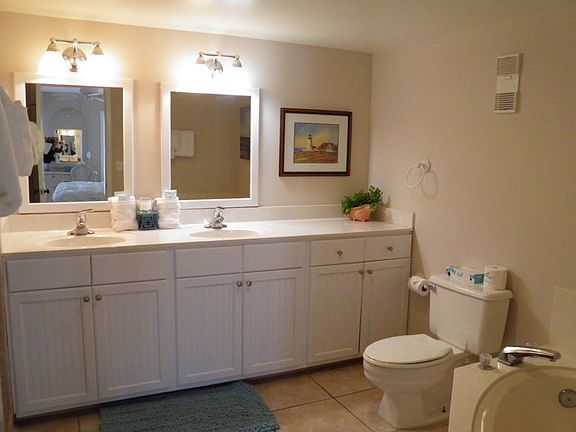 4th image of 1440 Ocean Blvd Unit 425