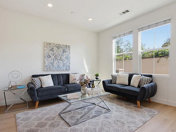 3rd image of 16055 Veridian Cir